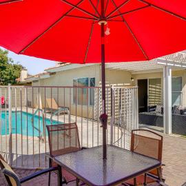 Private Pool & Patio: Pet-Friendly Bakersfield Gem