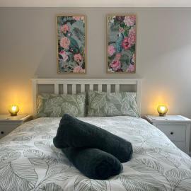 City Retreat 3 Bed House with King, Double and Single, hotel v destinaci Southampton