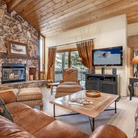 Outdoor Pool and Hot Tub, Steps From Hiking & Biking, On Call Shuttle, hotel i Beaver Creek
