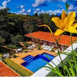 Hotel Boutique Santa Clara Mesa de los Santos, готель у місті Лос-Санотос