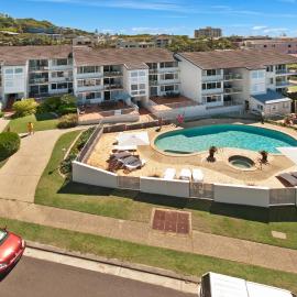 Pandanus Coolum Beach, hotel in Coolum Beach