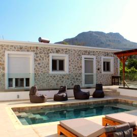 Casa Nikolou Stegna, hotel din Archangelos