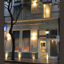 1412 Hotel Boutique، فندق في روزاريو