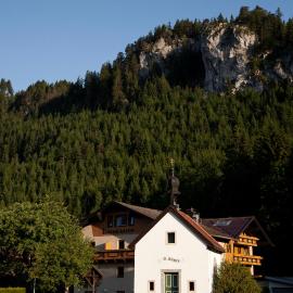 Der Tannenhof - das Radfahrerhotel, hotel en Reutte