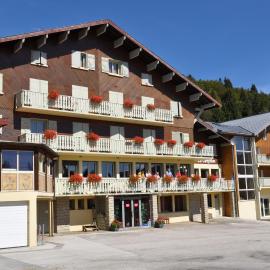 Village Vacances Le Grépillon, hótel í Les Rousses