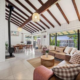 Villa Maria by the Sea - 500 meters from Prevelly Beach โรงแรมในเพรฟเวลลี