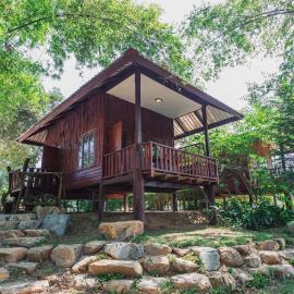 บ้านสวนสบายใจ รีสอร์ท เพชรบุรี