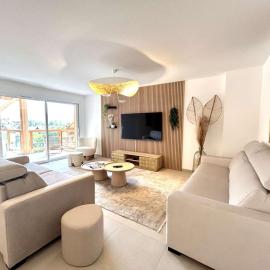 Appartement spacieux 3 pièces au cœur de Briançon - FR-1-330C-153, hotel en Briançon
