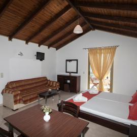 Siarbas Hotel, hotel u gradu 'Paralia Vrachou'