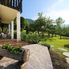 Sunset Valley Apartments and Rooms, hotelli Bohinjissa