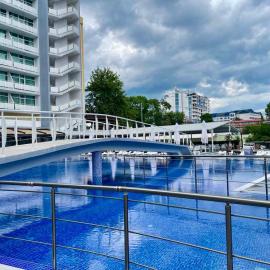 Grand Hotel Nirvana - All Inclusive & Free Beach Access