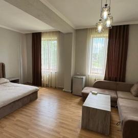 King, hotel di Martuni