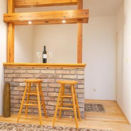 Grand Duplex Suite with Free Parking - Heart of Old Town