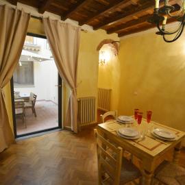 UNYCA - Florence Spacious Apartment