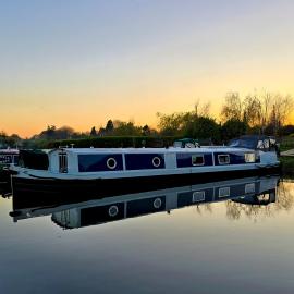 Dragonfly at Aston Marina, hotel en Stone