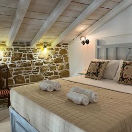Rodakas Rooms-Danae, hotel in Livadhokhórion