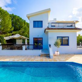 Villa Charoula Thio Large Private Pool AC WiFi, ξενοδοχείο στην Πόλη Χρυσοχούς