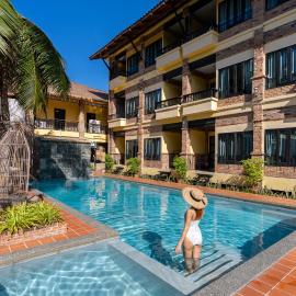 Motive Cottage Resort, hotel v mestu Khao Lak