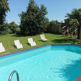 La Gerbaudiere Chambres&Table d hotes proche Mont Saint Michel CUISINE MAISON, hotell i Notre-Dame-du-Touchet