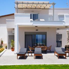 Aegean Eyes 3bd Houses Βy the Sea, Hotel in Kefalos