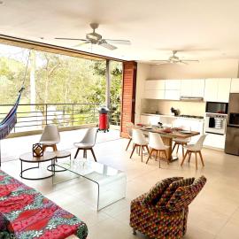 Hermosa Villa en Mesa de Yeguas