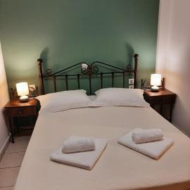 Studios Achileous 1, hotel v mestu AgiaKampos