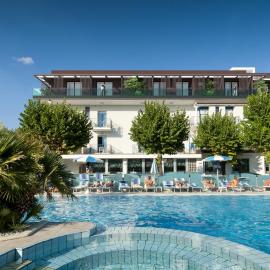 Hotel Paris Resort
