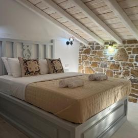 Rodakas Rooms-Dafni, hotel in Livadhokhórion