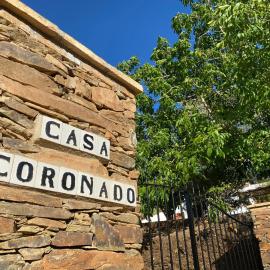 Casa Coronado Vivienda Rural โรงแรมในLos Bravos