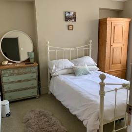 Lynne's Place Room 2