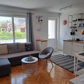 Large Apartment in Podgora - Makarska Rivijera just 80m beach distance