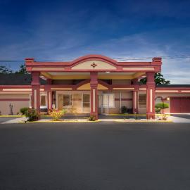 Americas Best Value Inn & Suites Williamstown, hotel Williamstownban