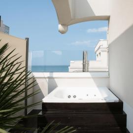 Hotel Ambassador, hotel din Rimini