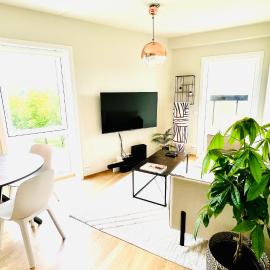 Penthouse Apartment, hotel v mestu Kristiansand