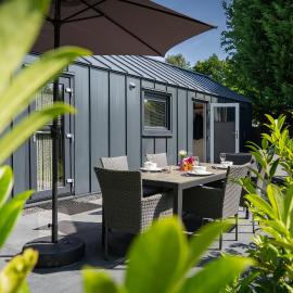 Moderne Tiny Chalet, 20 min van Zeeuwse Kust VP072, hotel in heinkenszand