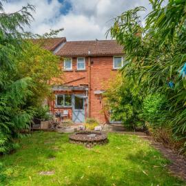 Pass the Keys Cosy Spacious Garden House