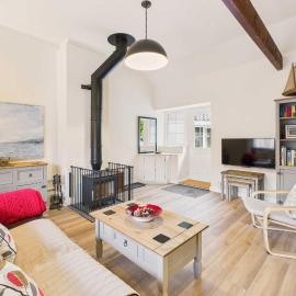 Host & Stay - Lane Farm Cottage, hotel in Easington