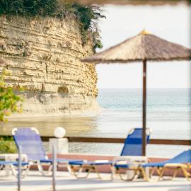 Maria's Beach Hotel، فندق في سيداري