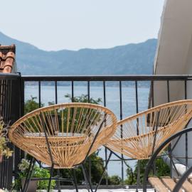 Sea side apartment