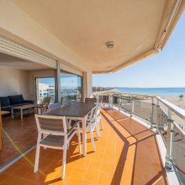 Apartaments Lamoga - Monteixo, hotel di Torredembarra