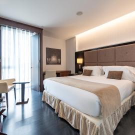 Hotel Diagonal Plaza, hotel em Zaragoza