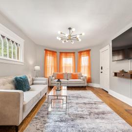 Modern 2BR Near Syracuse University, Zoo, Destiny USA & Downtown Syracuse