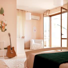 Family Apartment, 3 Balconies & Central Location, Gioiosa Marea, Fichi dIndia by Ideal Sicily، فندق في جيويوسا ماريا