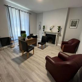 Shamrock Inn, hotel in Cork