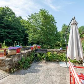 Pet Friendly Home In Escles With Wifi, hotel em Escles