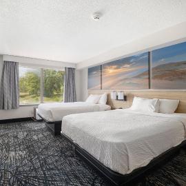 Days Inn & Suites by Wyndham Norton Shores Muskegon: Norton Shores şehrinde bir otel
