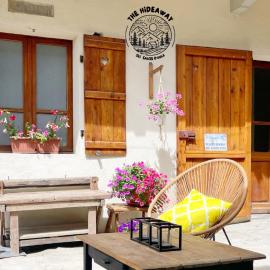 Hideaway Apartments - Ski Sauze d'Oulx and the Via Lattea, hotel Sauze dʼOulxban