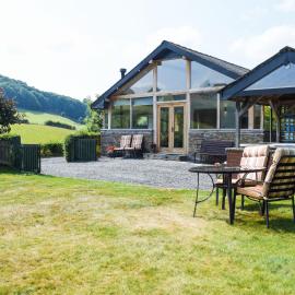 Heyope Cottage, hotel in Llangunllo
