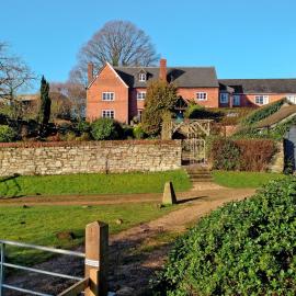 The Farmhouse, hotel i Newent