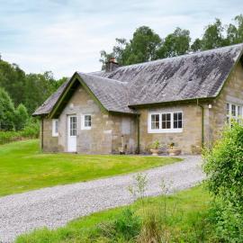 Laundry Cottage, hotel en Achlain